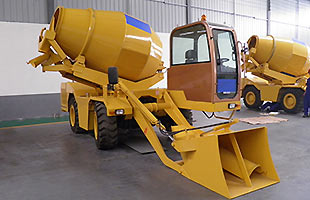 Hamac self-loading mobile concrete mixer